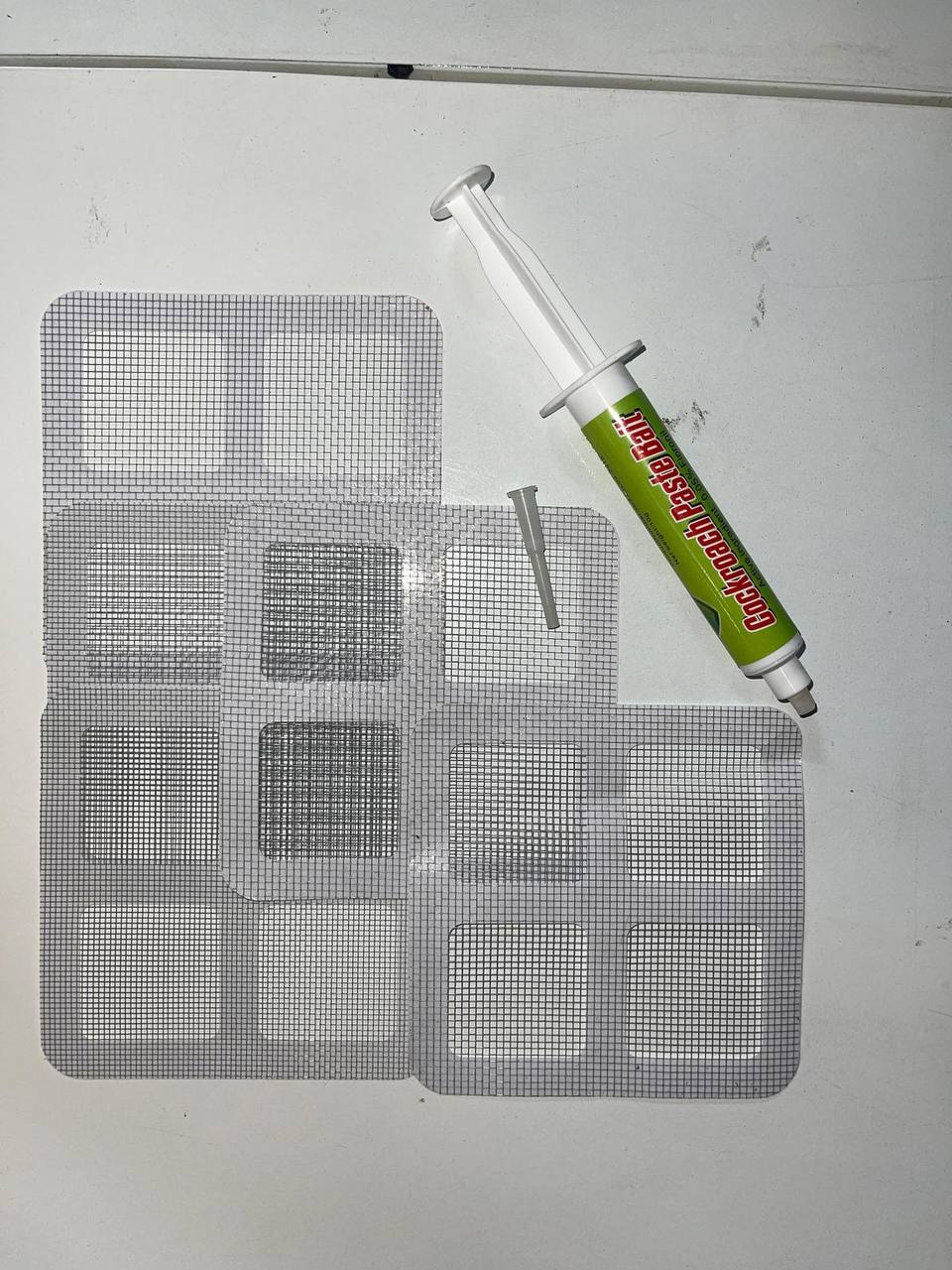 Gel exterminador de cucaracha + 4 Rejillas